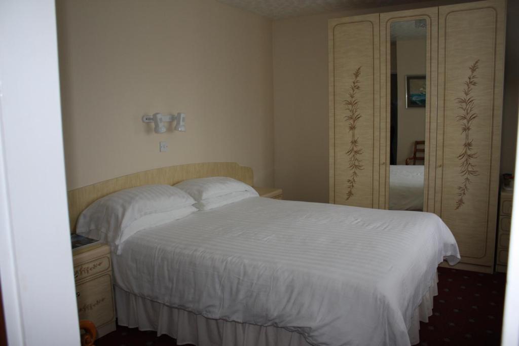 Talana Hotel 圣赫利尔泽西 外观 照片