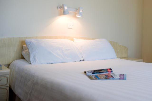 Talana Hotel 圣赫利尔泽西 客房 照片